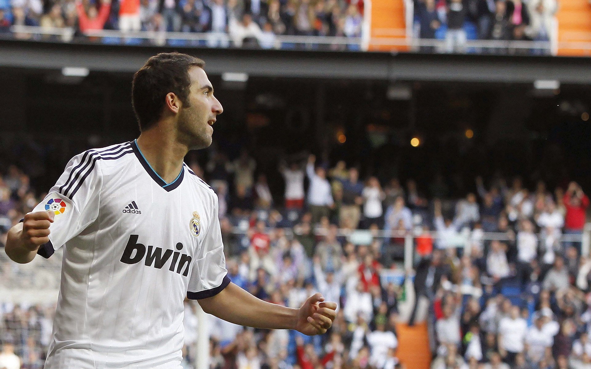 开云体育app-皇马火力压制突尼斯,金玟哉在西决生死战接管比赛