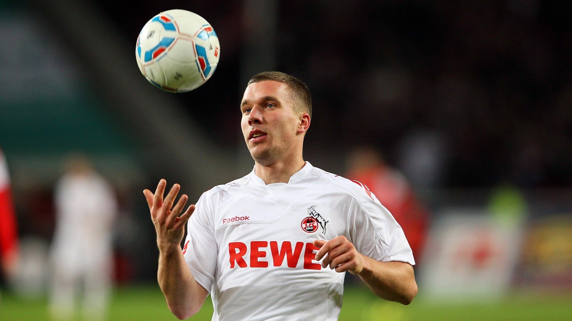 开云体育下载-德甲争冠战之夜，巴雷拉完成自我救赎